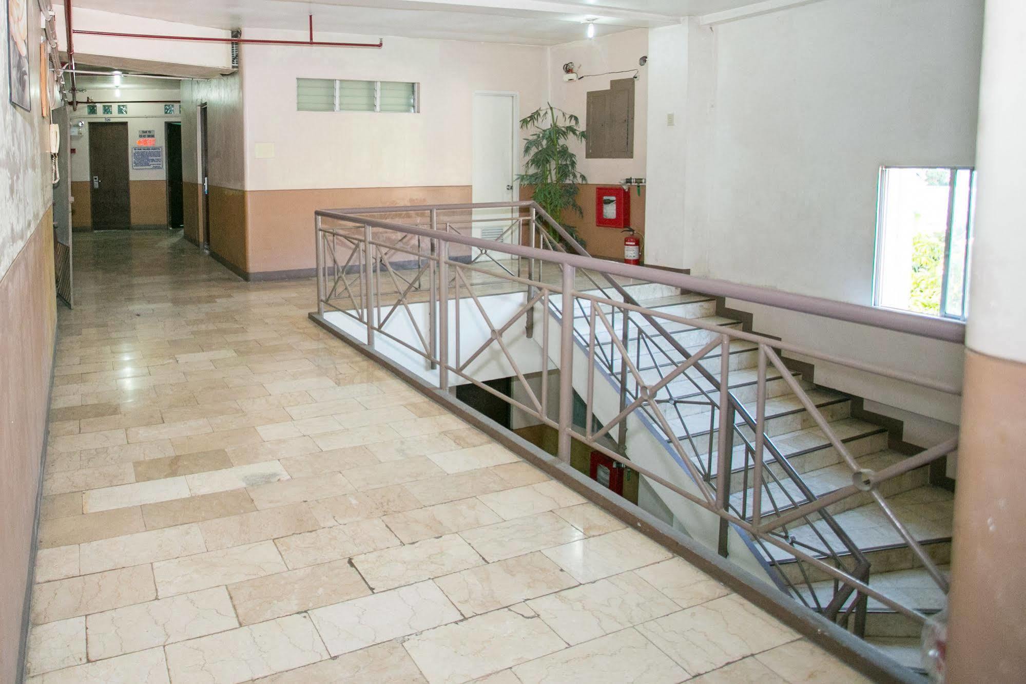 Gv Hotel - Dipolog Exterior photo